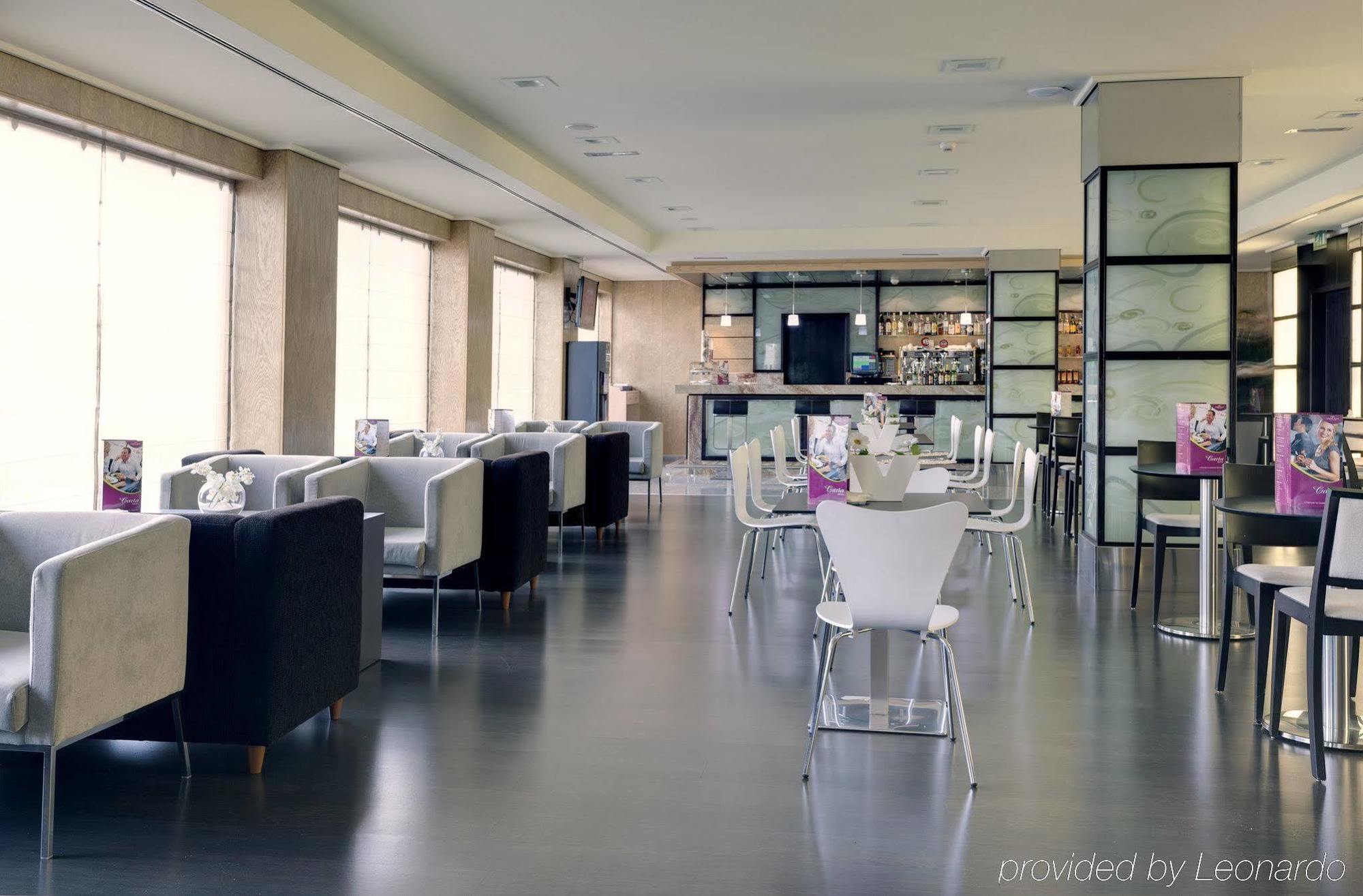 Crowne Plaza Airport Hotel Madryt